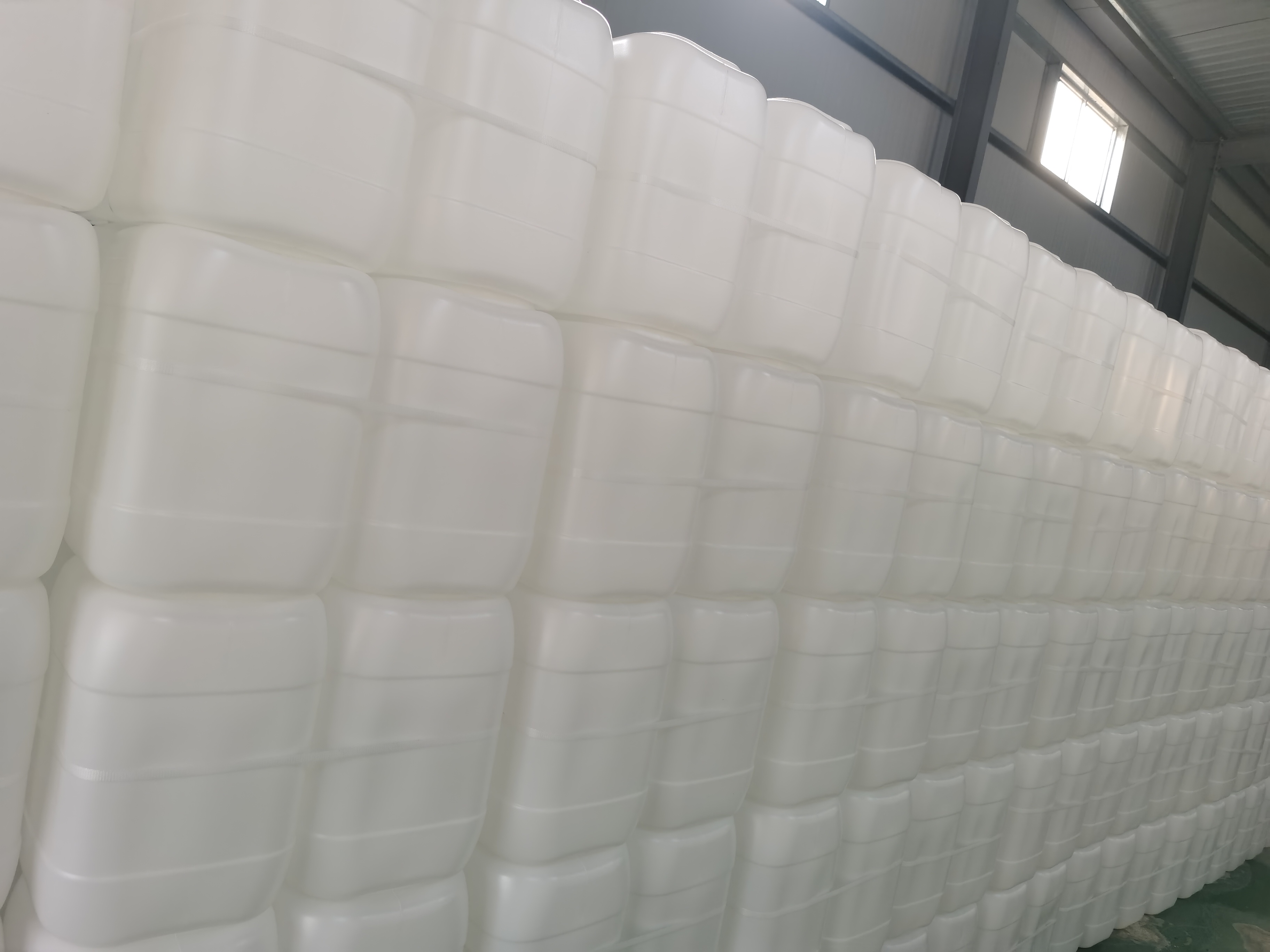 塑料桶（tǒng）生產常見（jiàn）問題分析